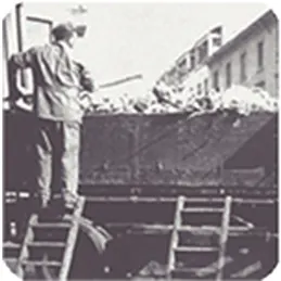 Foto storica: carico manuale dei materiali