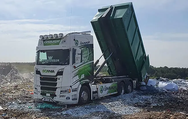Mezzi Casiraghi Trasporti con container